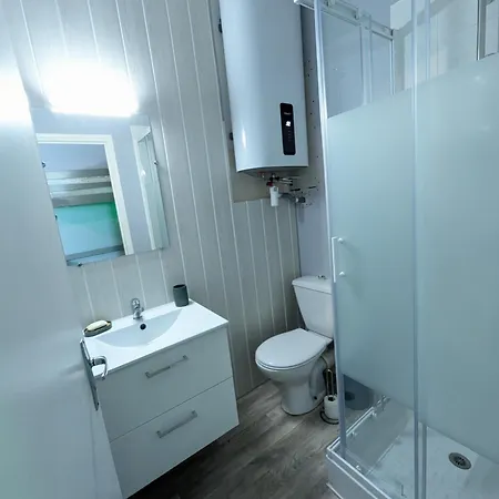 Grands Maillochon Accès Gare De Et Centre à Pieds *