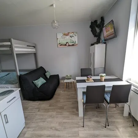 Grands Maillochon Accès Gare De Et Centre à Pieds *