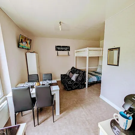 Grands Maillochon Accès Gare De Et Centre à Pieds *