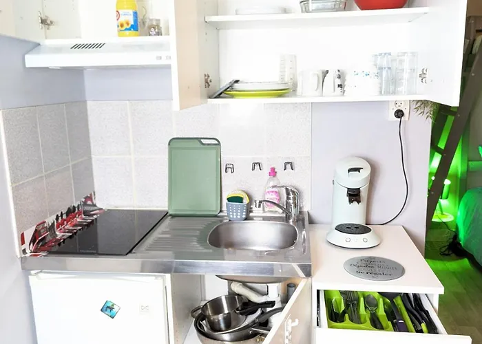 Grands Maillochon Acces Gare De Et Centre A Pieds