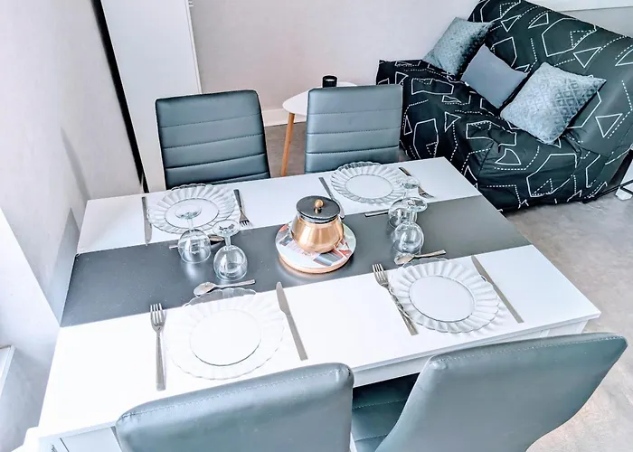 Grands Maillochon Acces Gare De Et Centre A Pieds *