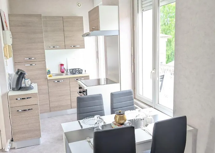 Grands Maillochon Acces Gare De Et Centre A Pieds Apartment